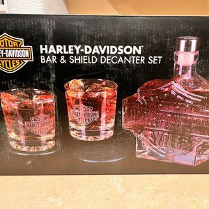 Harley Davidson Bar & Shield Decanter set